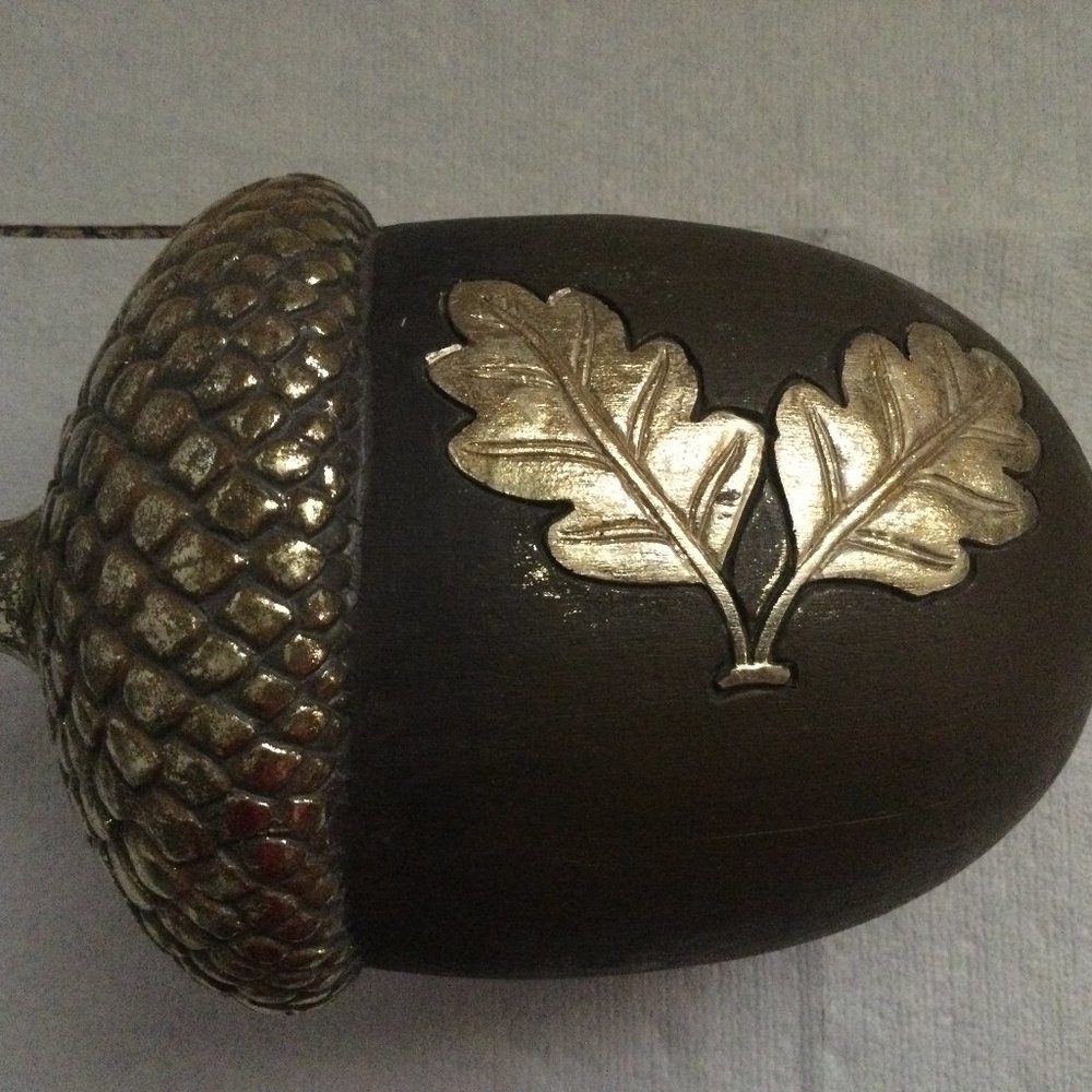 8" long wood acorn figurine statue home decoration with gold paint and leaves